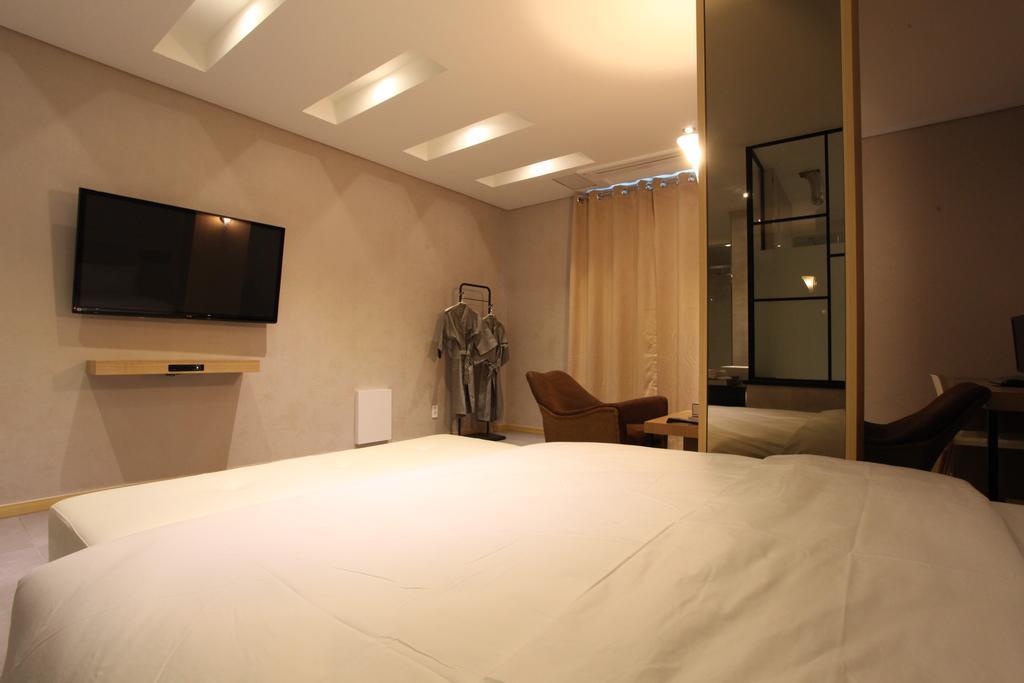 C&B Hotel Ansan Ngoại thất bức ảnh