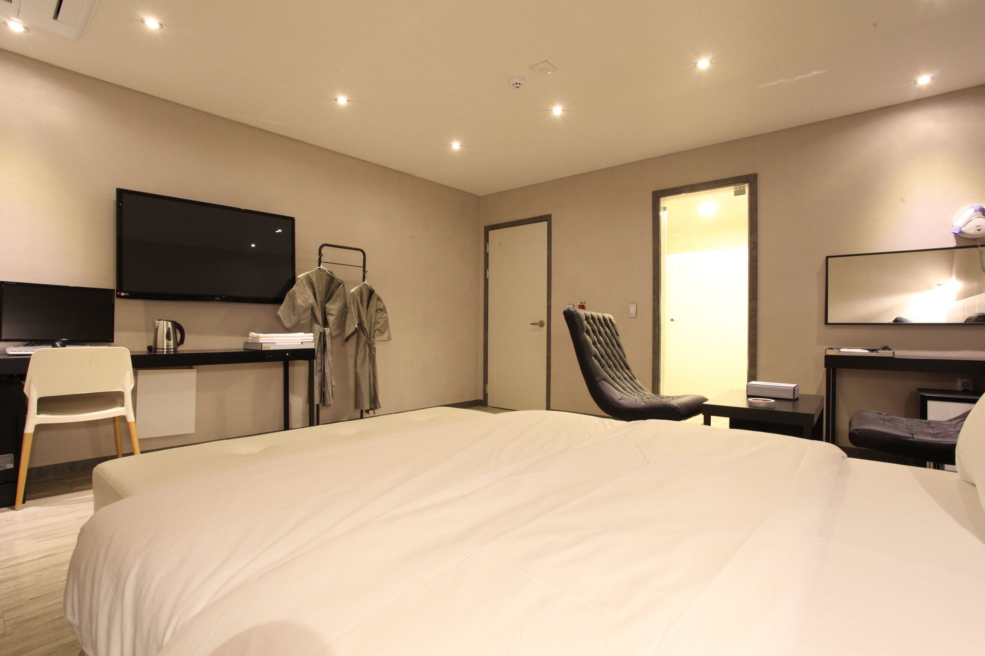 C&B Hotel Ansan Ngoại thất bức ảnh